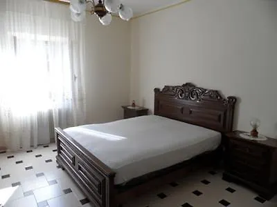 Casa In Campagna Neri *